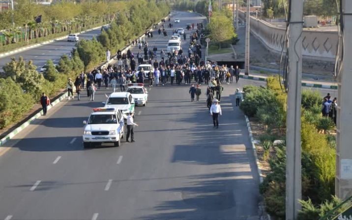 پیاده روی خانوادگی کارکنان فراجا در قم برگزار شد